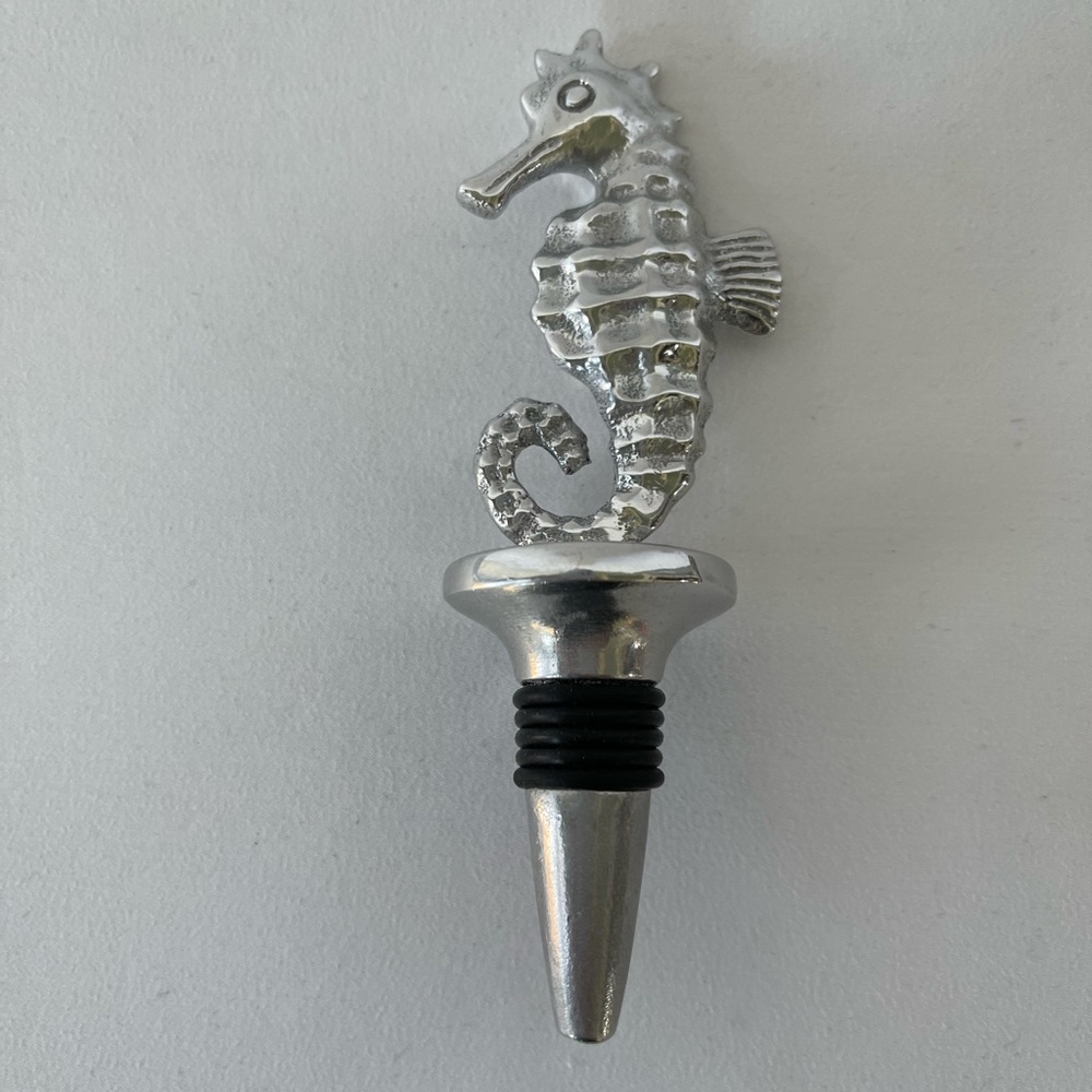 Mariposa Seahorse Bottle Stopper - Picture 2 of 5